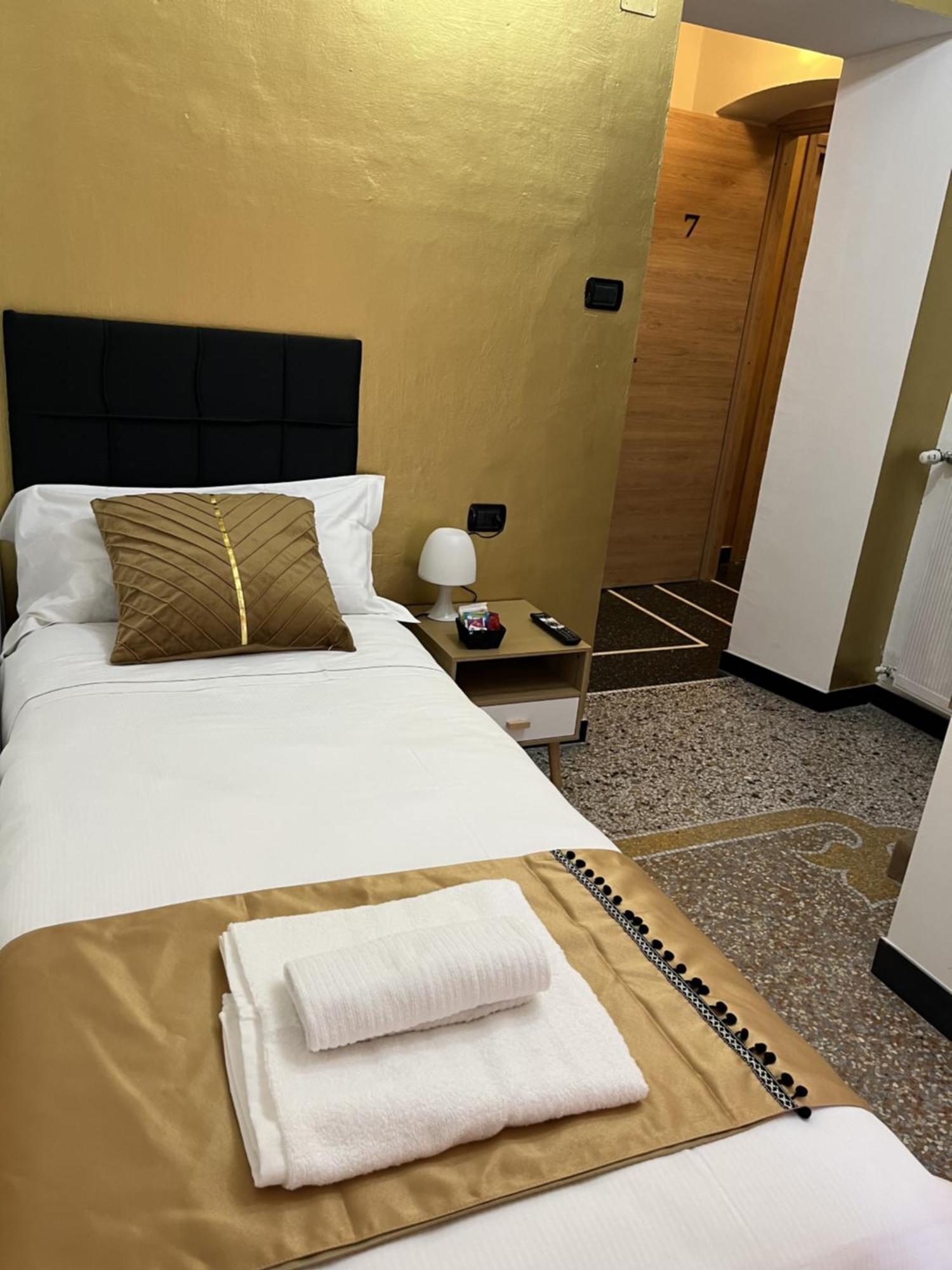 Genova Gold Rooms Cameră foto